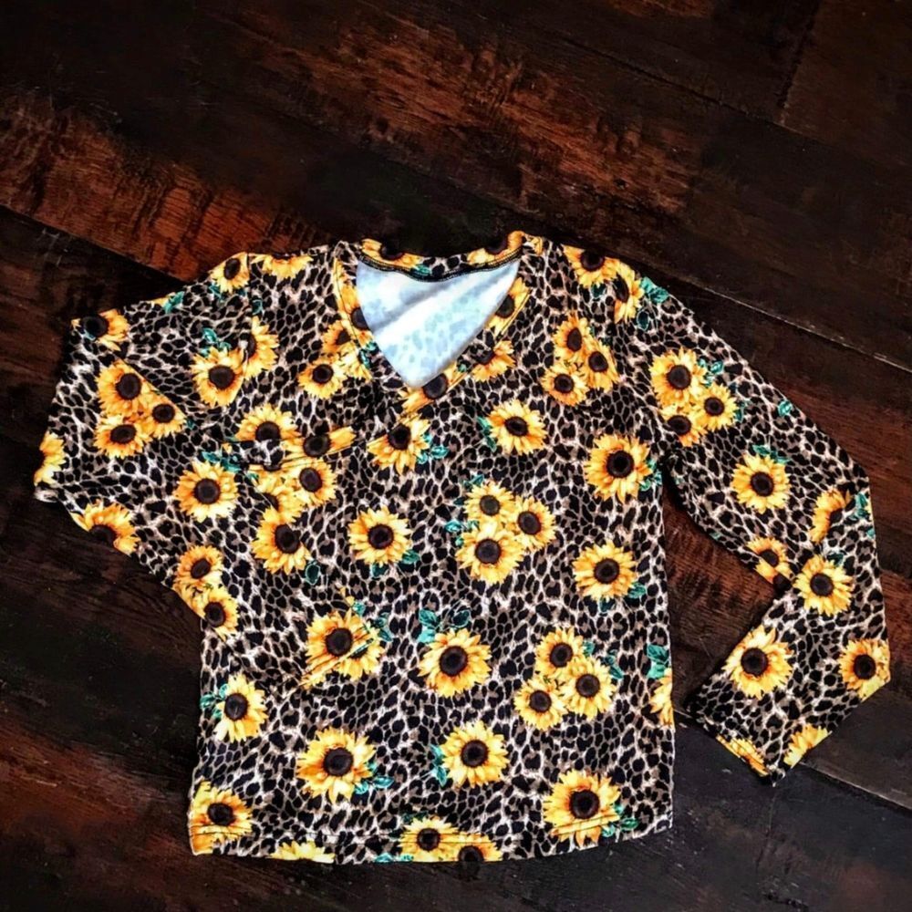 Size Small Sunflower brushed sweater knit sweater